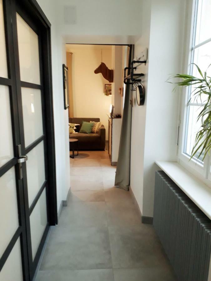 Gite Aux Lauriers Lacroix-sur-Meuse Zewnętrze zdjęcie